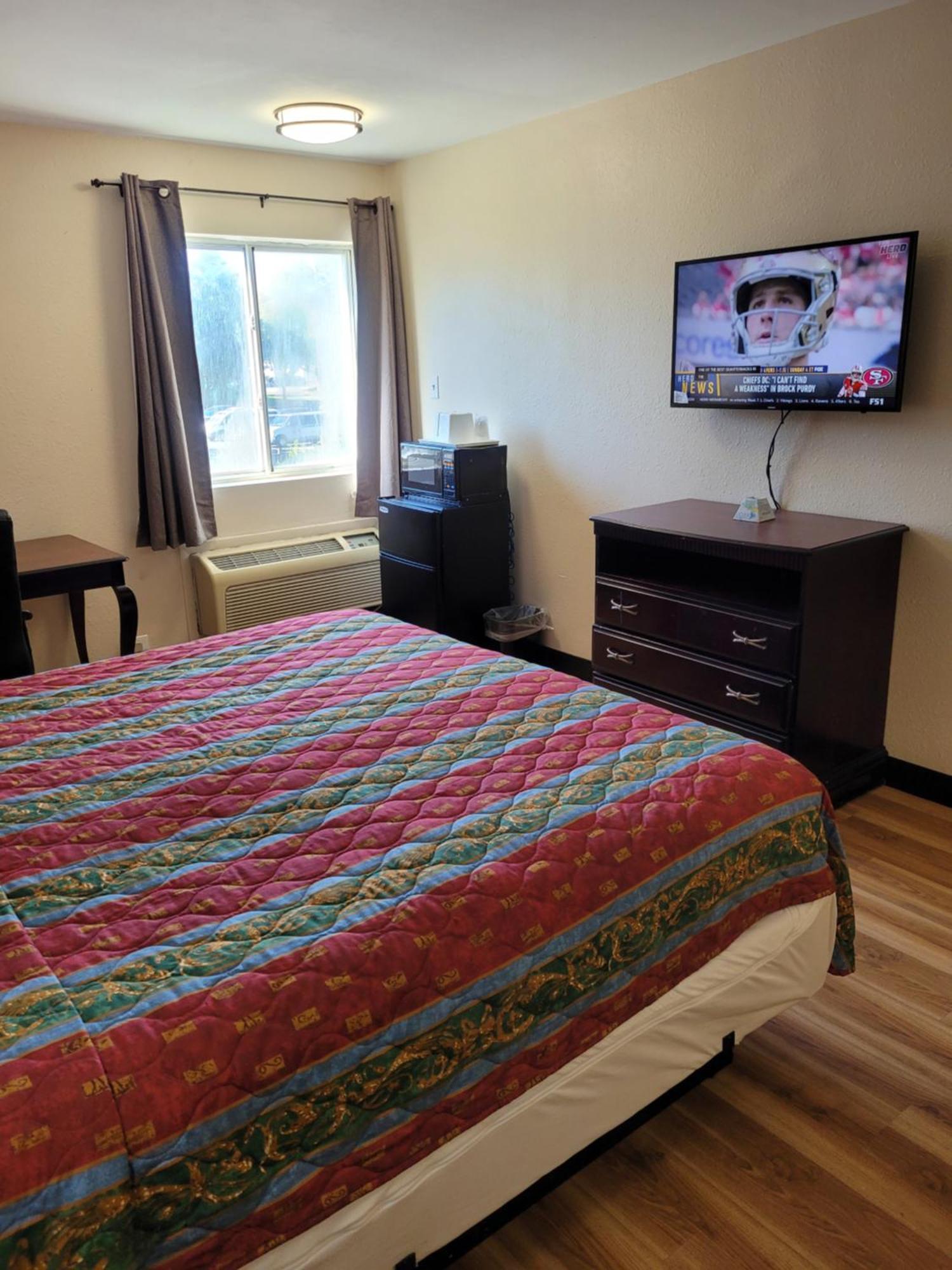 Red Crown Inn Laurel Ngoại thất bức ảnh
